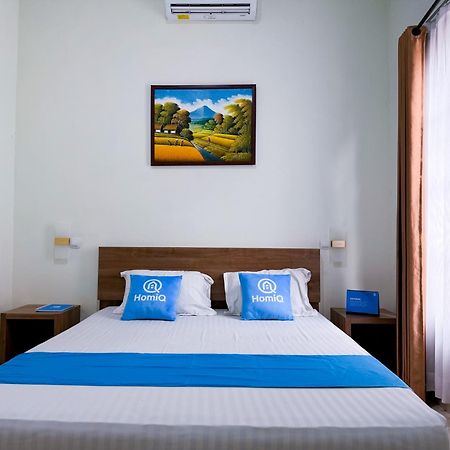Adiputra Guesthouse 2 By Homiq Ngabean Bagian luar foto