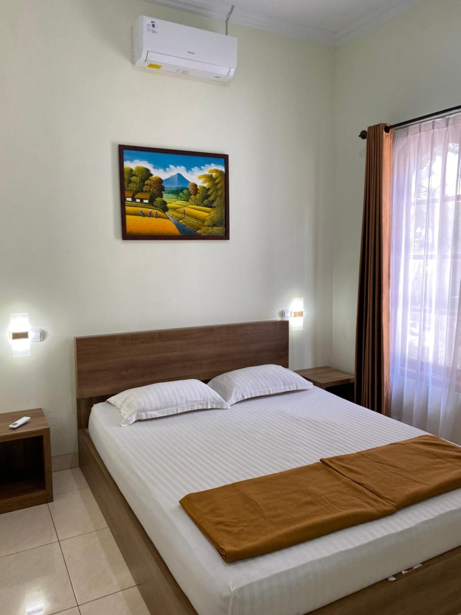 Adiputra Guesthouse 2 Ngabean Bagian luar foto